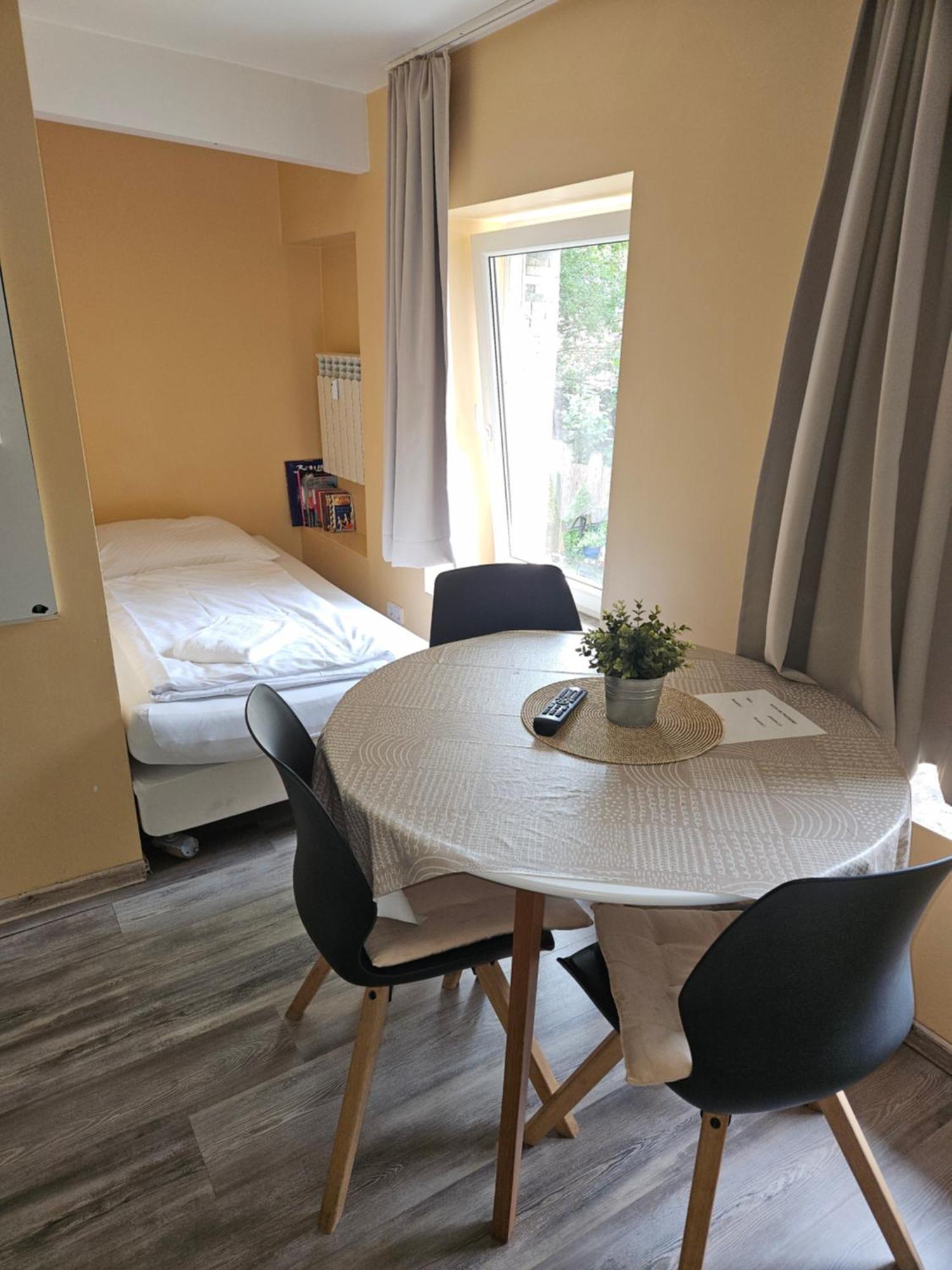 Pension 11 Apartments By Lorenc Berlin Extérieur photo