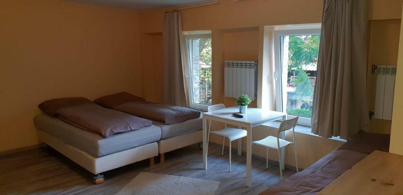 Pension 11 Apartments By Lorenc Berlin Extérieur photo