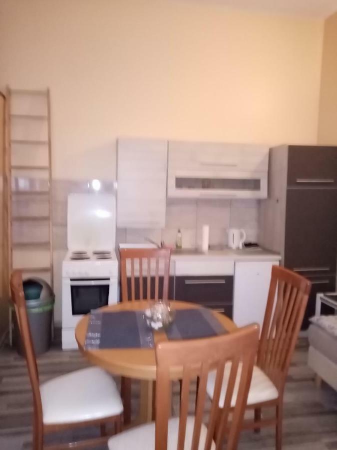 Pension 11 Apartments By Lorenc Berlin Extérieur photo